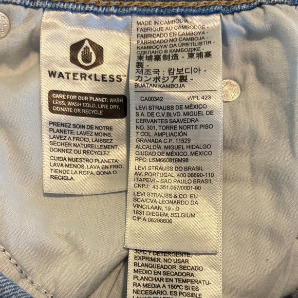 Levi's Women's High Rise Blue Jeans - Picture 4 of 8